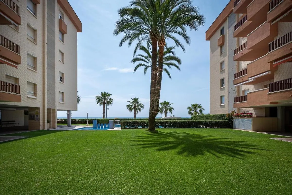 At035 Apartment Located On The First Line Of The Beach Torredembarra